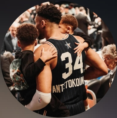 Giannis Antetokounmpo Profile Picture
