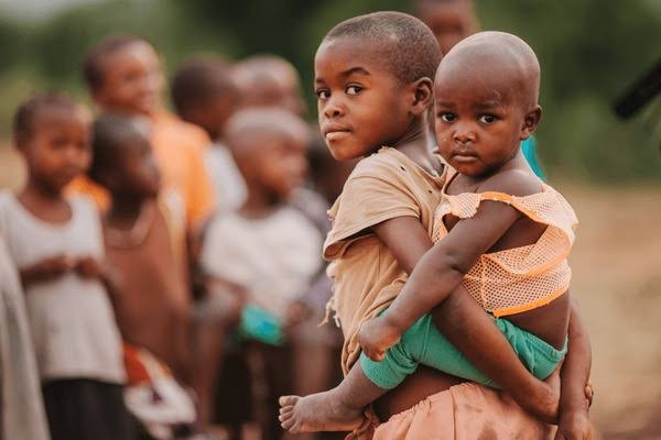 Help kids in Africa